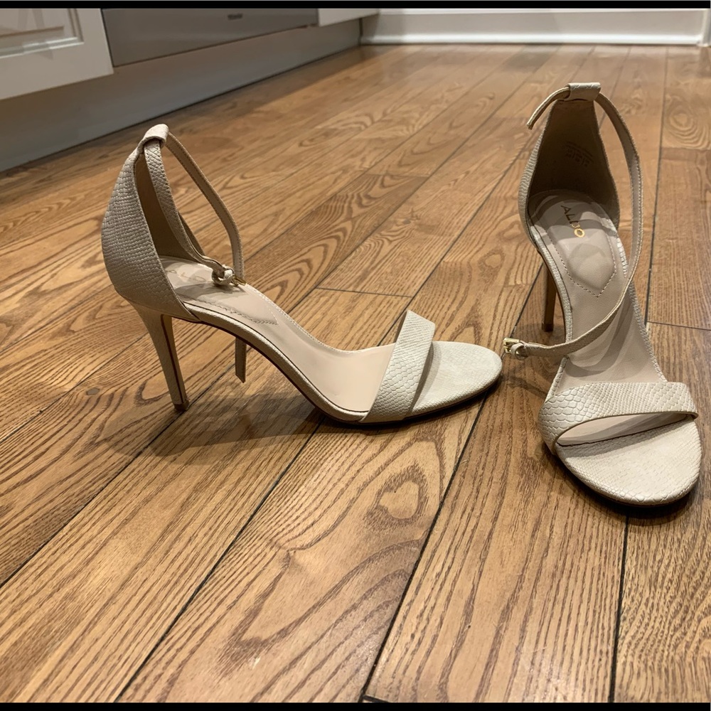 Also shoes size 8.5